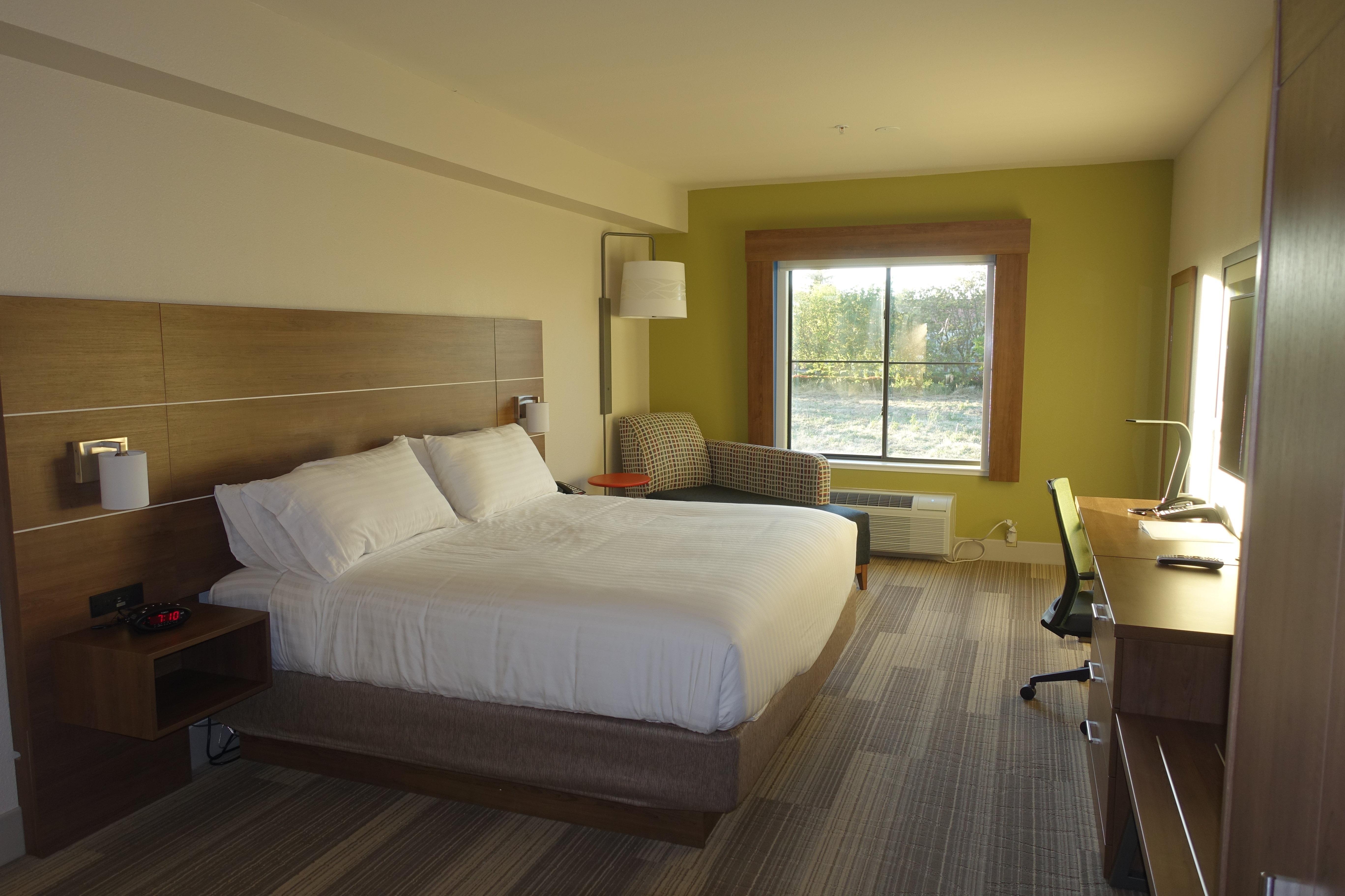 Holiday Inn Express & Suites Брентвуд Экстерьер фото